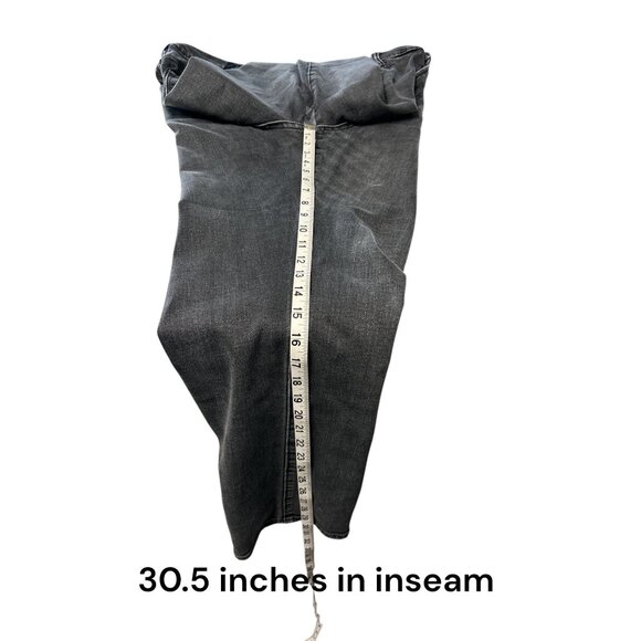 True Religion Mens Logan Relaxed Taper Distressed Jeans Size 34 Gray Denim - Picture 10 of 10